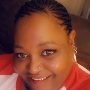 Meet your Posher, Candace